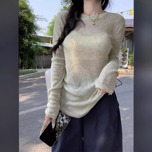 American-style semi-transparent sunscreen long-sleeve T-shirt for women, summer loose casual thin cover-up top, women's figure-flattering shirt