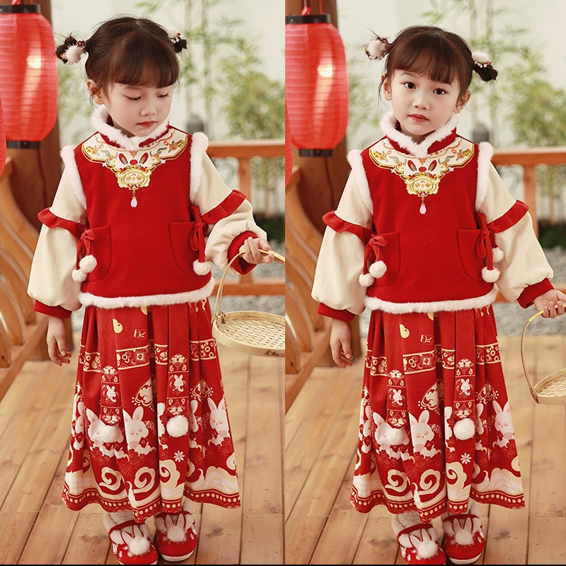 Детский новогодний наряд для девочек, зимний стиль Ханьфу с флисом, костюм Тан в стиле года Дракона, повседневный праздничный и стильный новогодний комплект в китайском стиле.