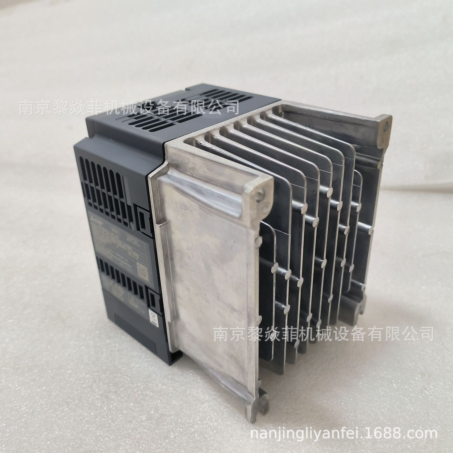MITSUBISHI三菱整流器变频器FR-D740-0.4K-CHT