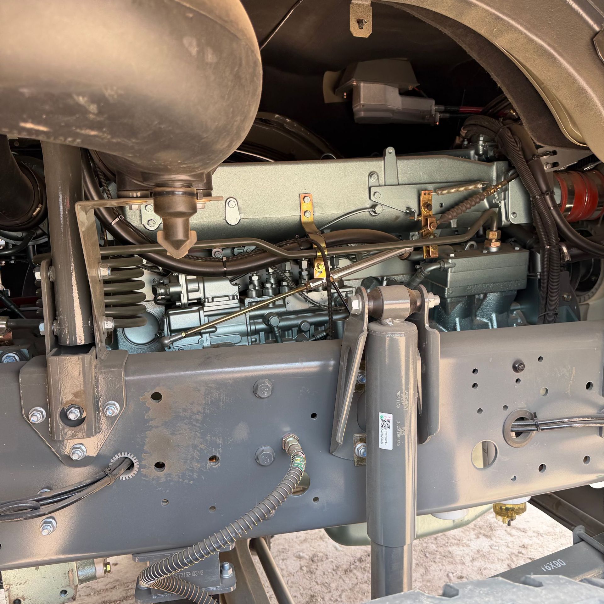 Exported to Africa: Howo Engineering Dump Truck, 6X4 Flatbed Truck, Front Four-Wheel Drive and Rear Eight-Wheel Drive Dump Truck