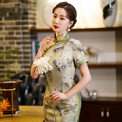 Retro Chinese Dress oriental Qipao Cheongsam for women ladies dress wedding temperament Chinese wind collar fashion cheongsam with short sleeves
