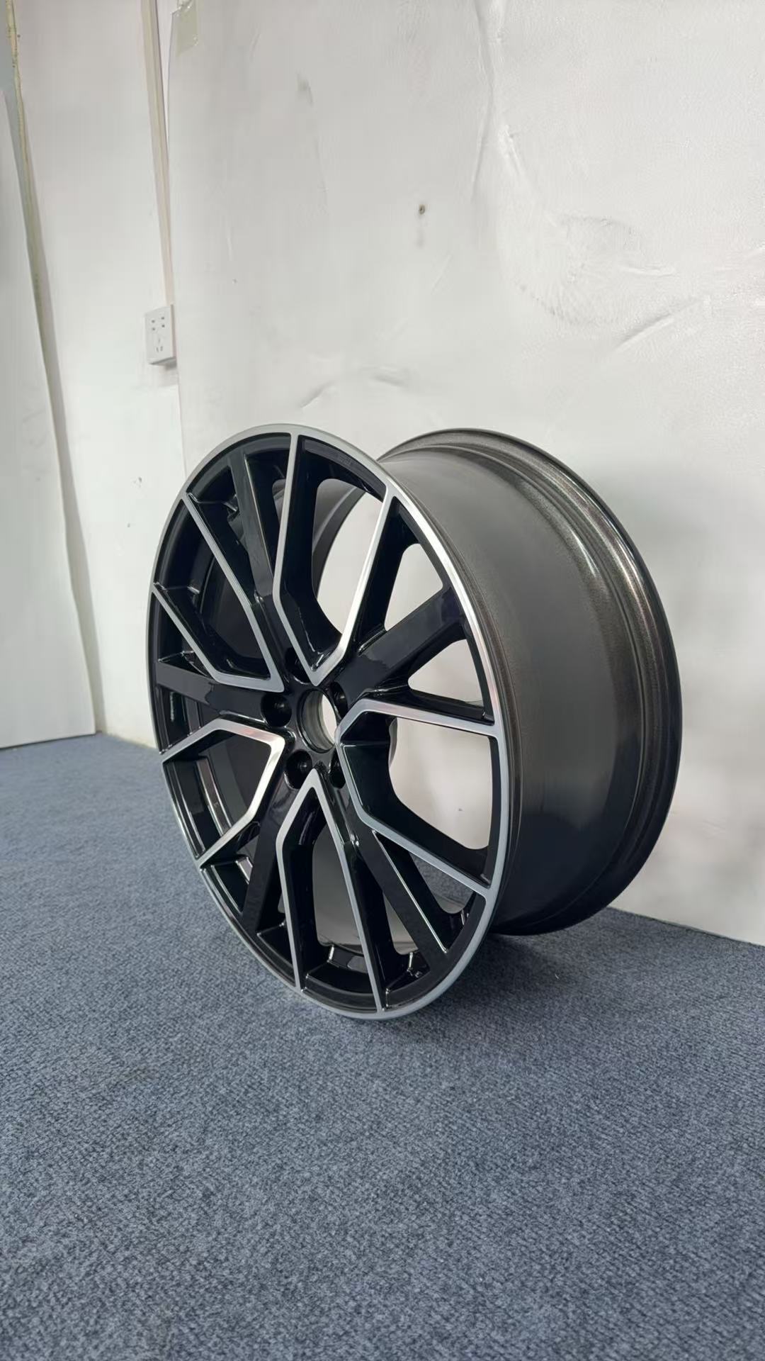 Suitable for Audi Q5 20inch Original Style Wheels, Brand New 20*8.0J Et 39