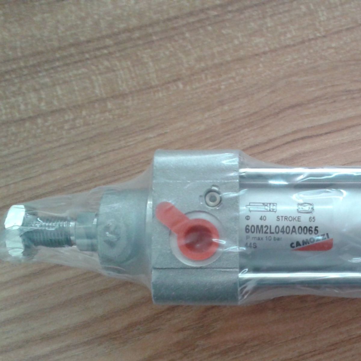 CAMOZZI 康茂胜(康茂盛) 60系列气缸 60M2L125A0125气动