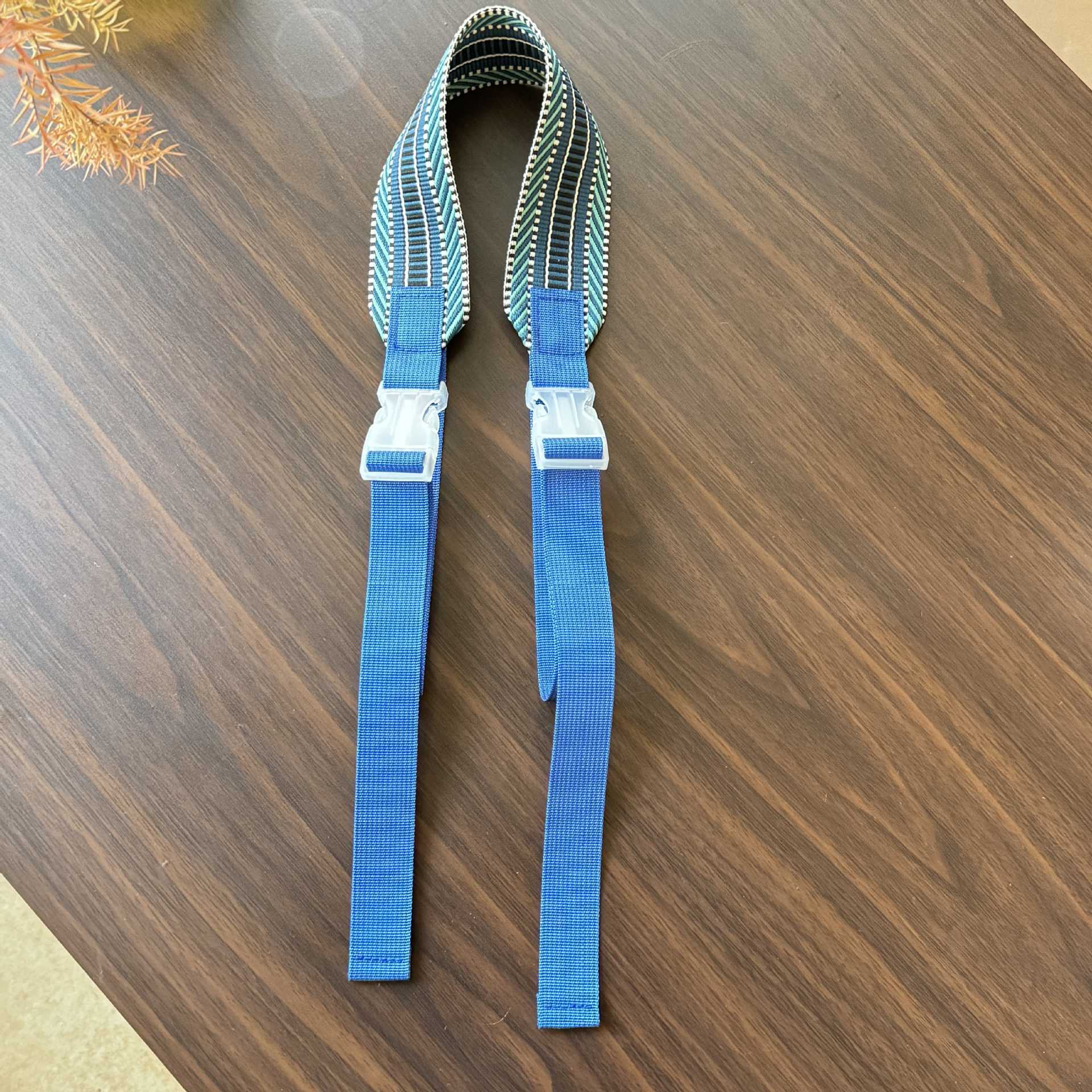 블루 바 와이드 숄더 스트랩