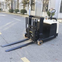普爾夫全電動平衡重堆高車無腿電動叉車蓄電池堆垛車電瓶托盤搬運