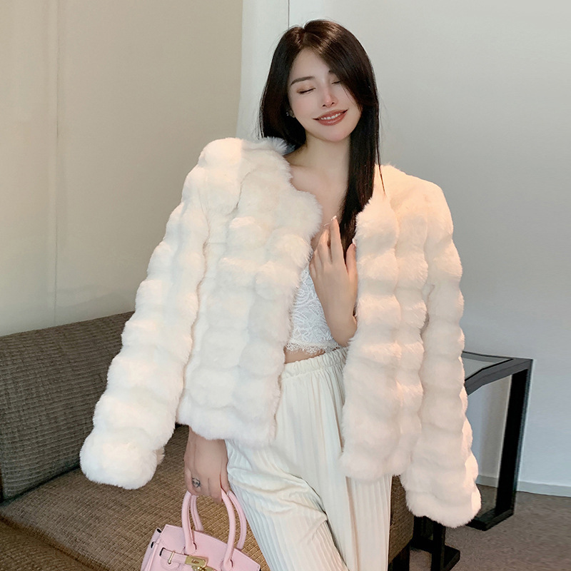 2023 Winter new thickened Korean style versatile Rex Rabbit Fur Coat round neck mink fur short faux fur coat for women