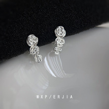 �yɫ��������P���Aͨ�ڰٴ��䵭�Lõ�廨�߼��к��s�o�������Ů