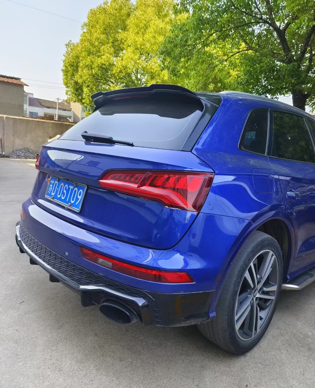 Suitable for 18-24 Audi Q5 tail Q5L modified Max tail paint non-perforated fixed wing decoration