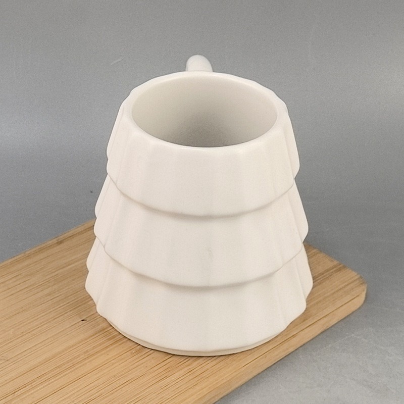 Taza de cerámica de árbol de Navidad en relieve creativo cuidadosamente seleccionada Taza de café personalizada de alto valor Regalo de Navidad