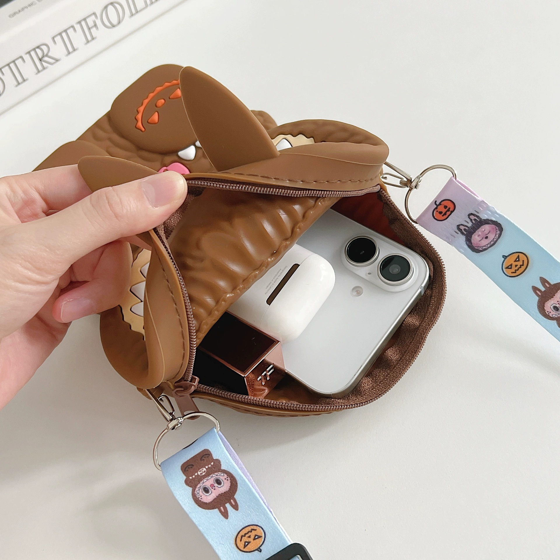 Wallet, one-shoulder bag