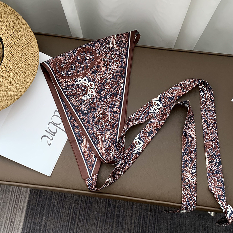 Toalla triangular con cintura, bufanda de seda con flor de anacardo retro, sensación de alta gama, cortina de pedo apilada multifuncional de verano, diadema de todo fósforo