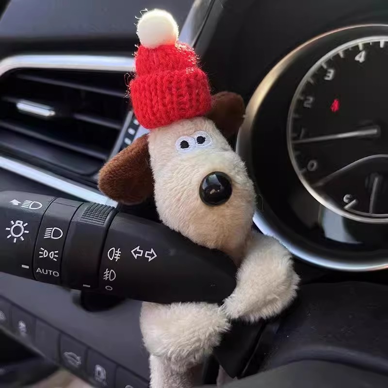 Car Dashboard Decoration Doll, Internet Celebrity Car Interior Wiper Mirror Cute Pilot Dog Car Ornament