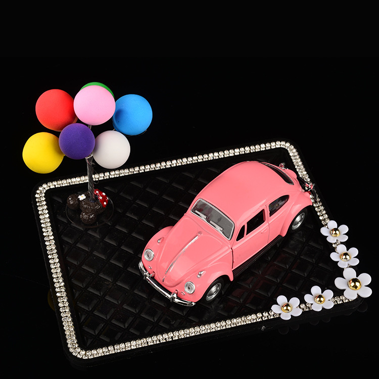 Decoraciones de modelo de automóvil de aleación creativa confesión de globo decoraciones de automóvil interiores de automóviles decoraciones de automóviles clásicos DIY
