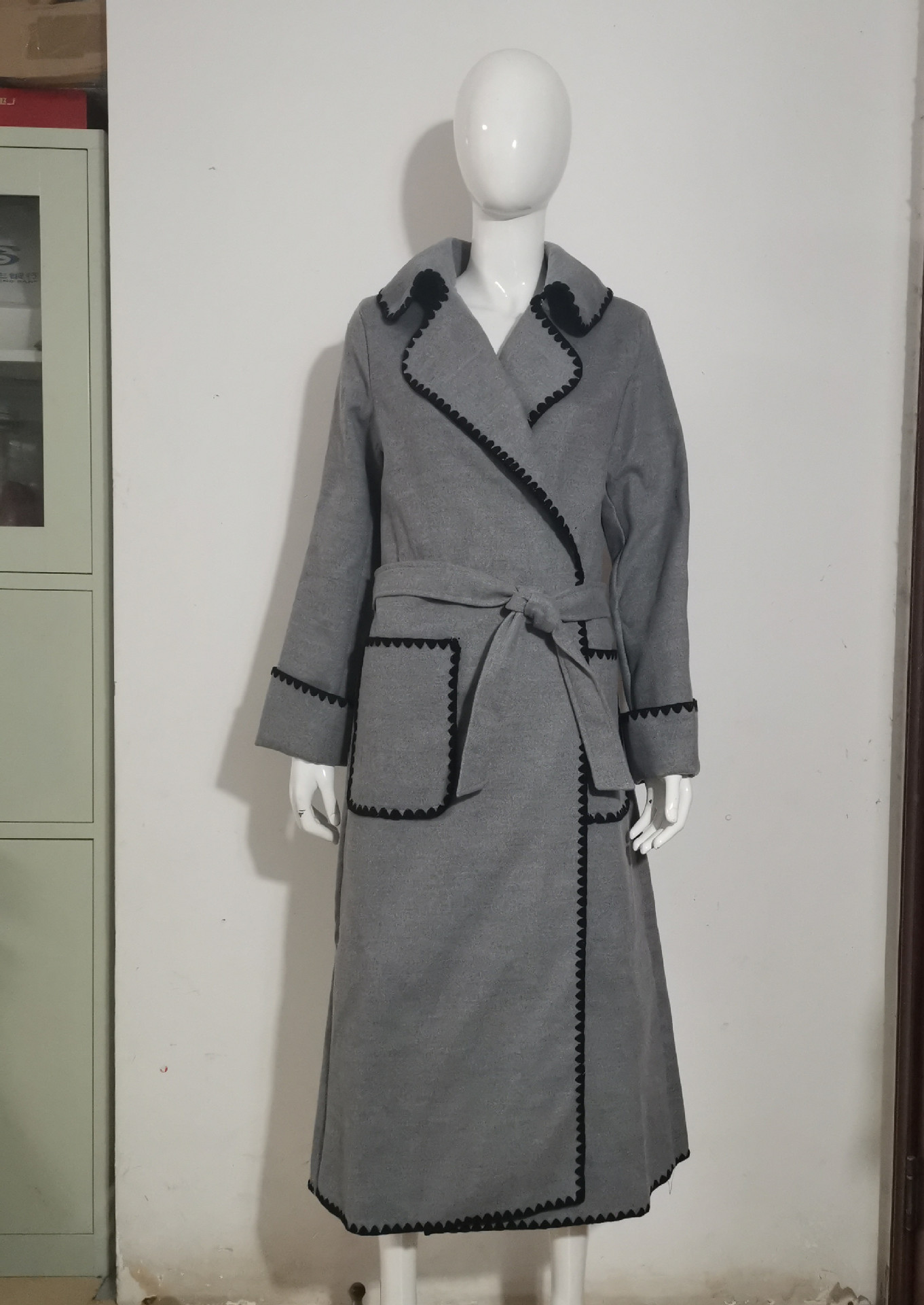 Women's Clothing autumn and winter windbreaker temperament commuter coat shell embroidered lapel women's lace up double sided woolen coat_voghion.com