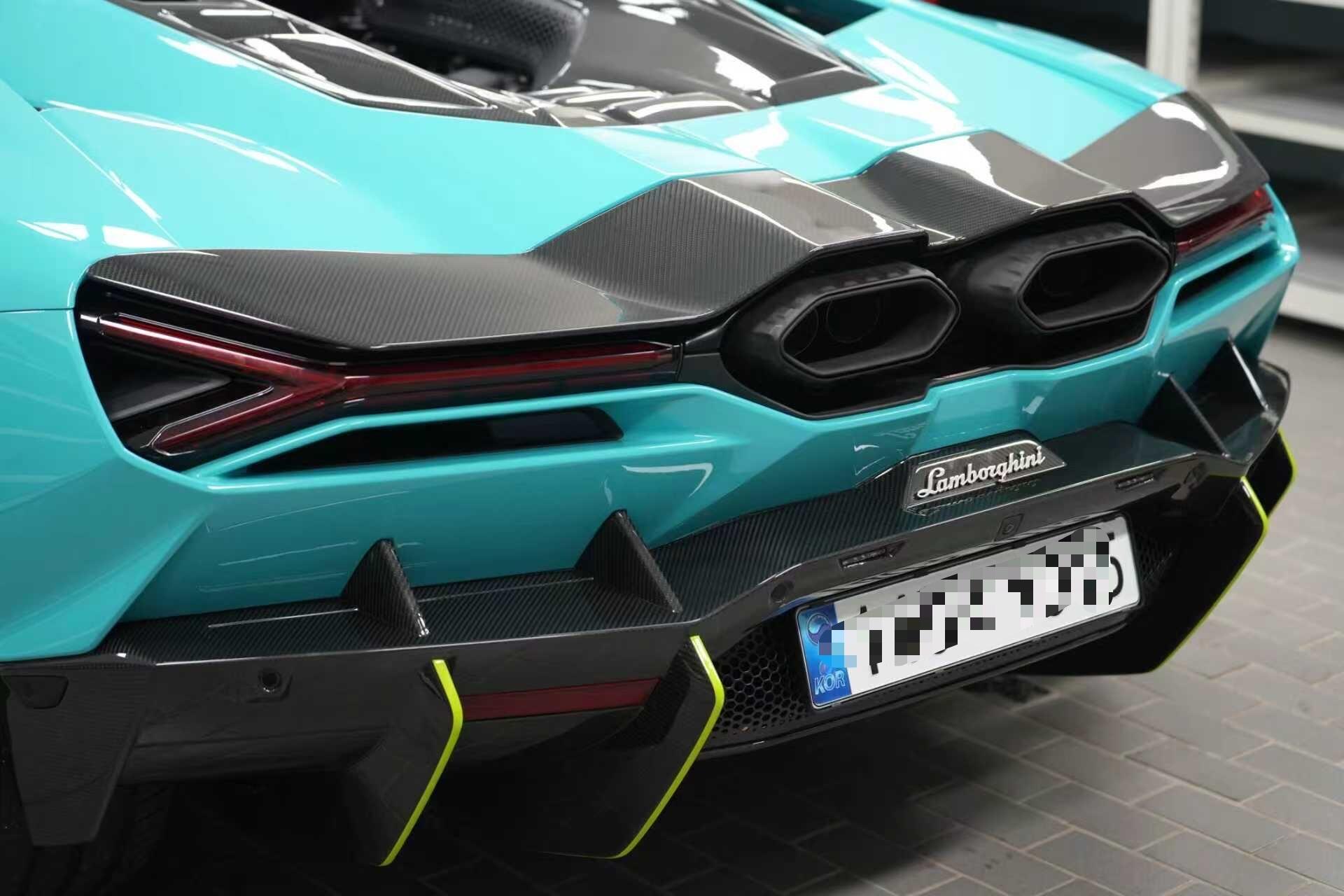 Suitable for Lamborghini's new Aventador Revuelto, modified with original OEM upgraded dry carbon fiber body kit