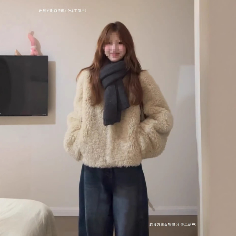 Khaki Lamb Wool Coat for Women, Short, Loose, Thickened, Winter Warm, Versatile Fur Coat, Trendy Faux Fur Khaki Lamb Wool Coat for Women, Short, Loose, Thickened, Winter Warm, Versatile Fur Coat, Trendy Faux Fur