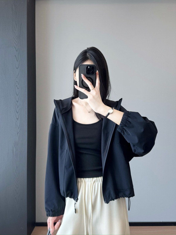 柜面牛货~显瘦廓版休闲防风连帽风衣外套短款夹克冲锋衣25秋季新|undefined