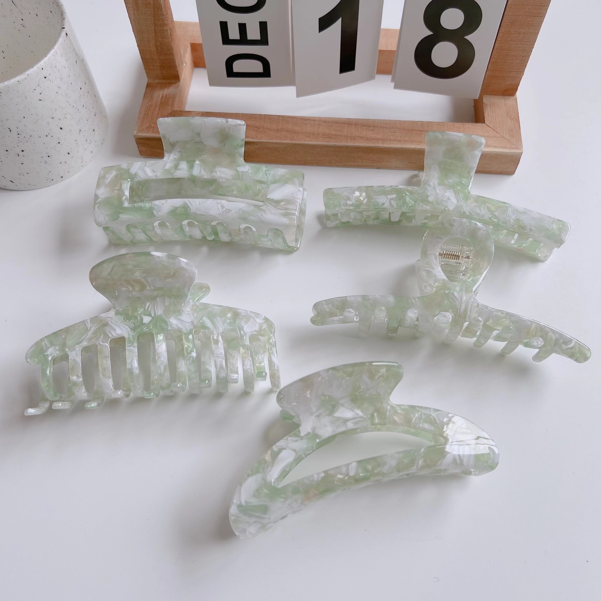 Women'S Gender Fashion New Gradient Color Acetate Vintage Matcha Green Grip Clip Headdress