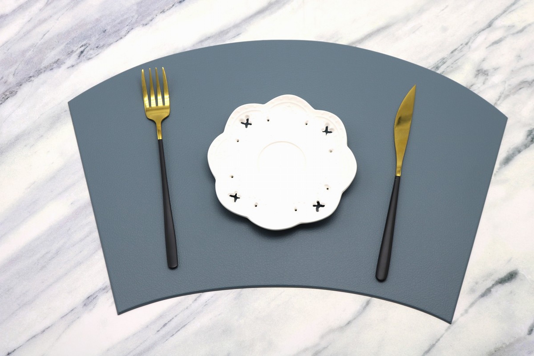 Semicírculo en forma de abanico Mantel Individual de cuero Nordic Light luxury home Hotel redondo antideslizante estera de mesa de PVC estera DE AISLAMIENTO impermeable