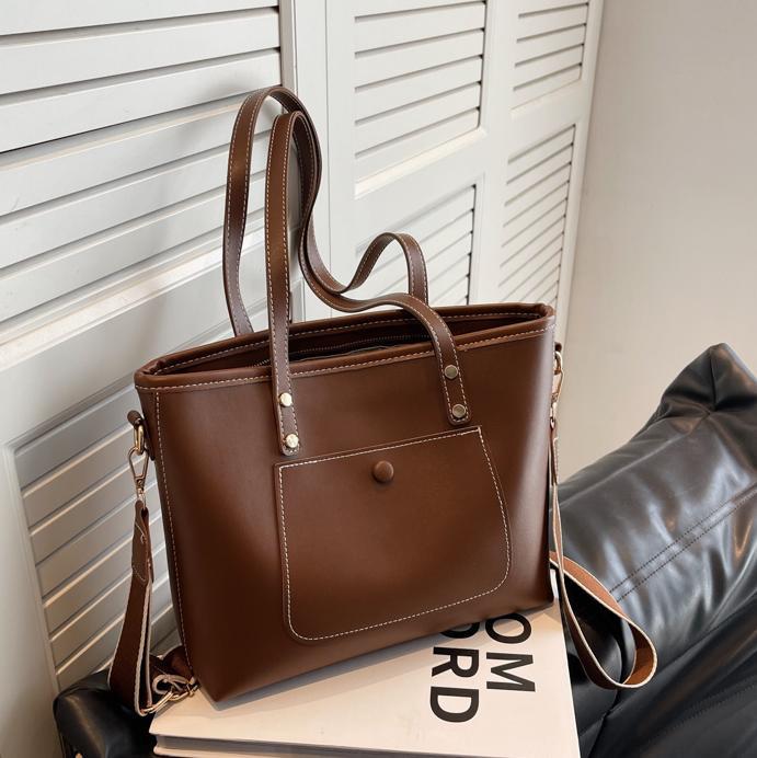Bolso bandolera transfronterizo de gran capacidad más vendido para mujer 2025 nuevo bolso de alta gama de cercanías bolso de hombro simple image 2