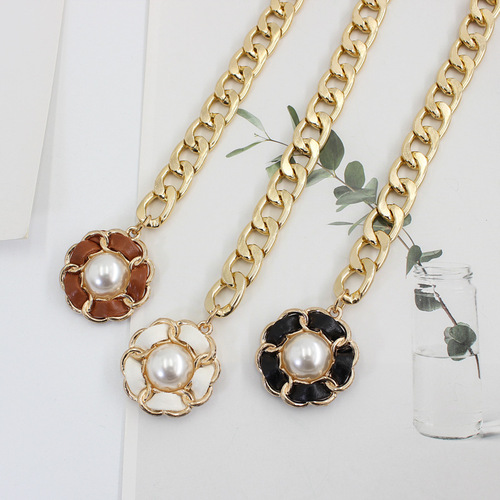 Summer metal waist chain for women with dress and shirt decoration, versatile waist-cinching flower pearl pendant chain