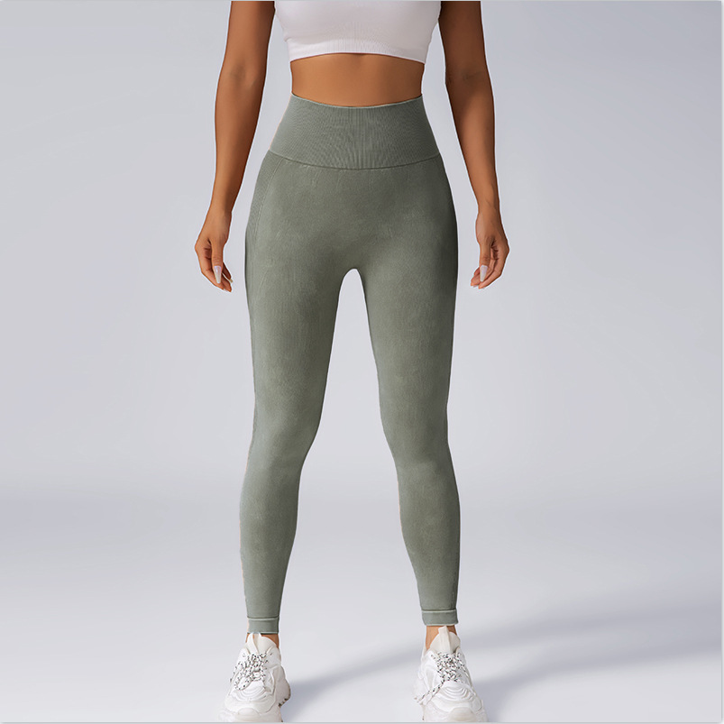 Yoga Pants Image 10