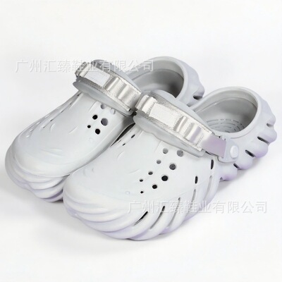 Модные тапочки в стиле Crocs подходит для мужчин и женщин, трендовые повседневные пляжные мюли, лето 2025 года, для влюбленных