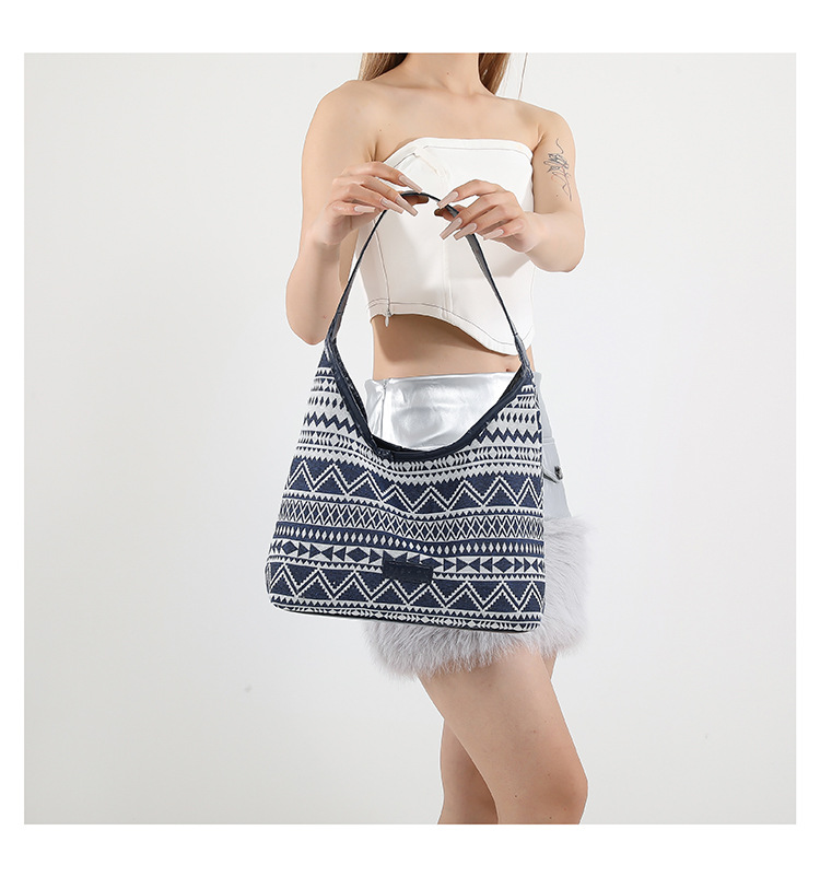 Women's Large Capacity Ethnic Commuting Tote 2024 Fashion Canvas Instagram College Student Class Shoulder Bag_voghion.com
