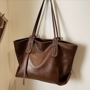 (Cross-border trading), retro capacious shoulder bag, one-shoulder bag, high-quality style, western style