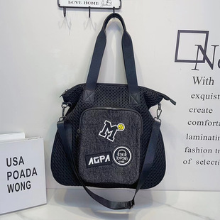 ���e����n�����ذ��W���μ�����sб�����;����ͨ�ڰ��r��Ů��