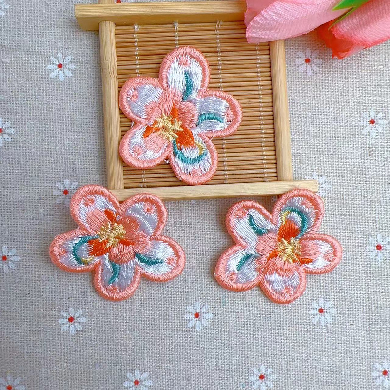 Clásico retro color imitación gancho de mano girasol bordado pegatinas tela ropa bolsas Hogar Accesorios DIY joyería