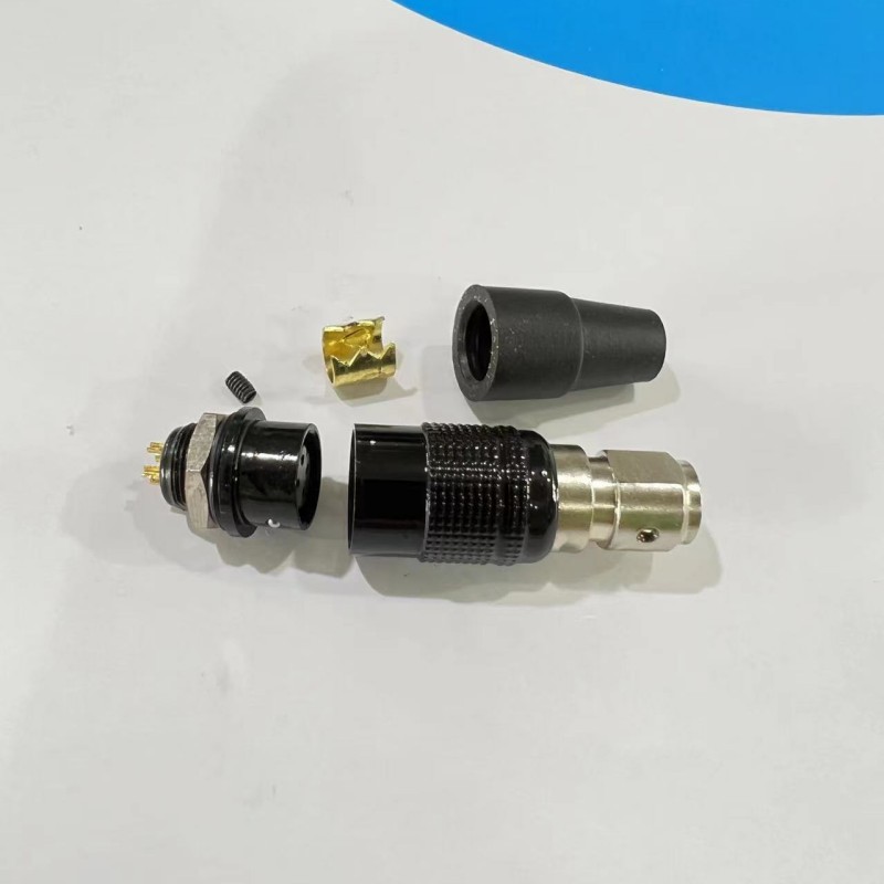 短皮套母头芯板前安装防水连接器公座航空插头传感器接头现货批发