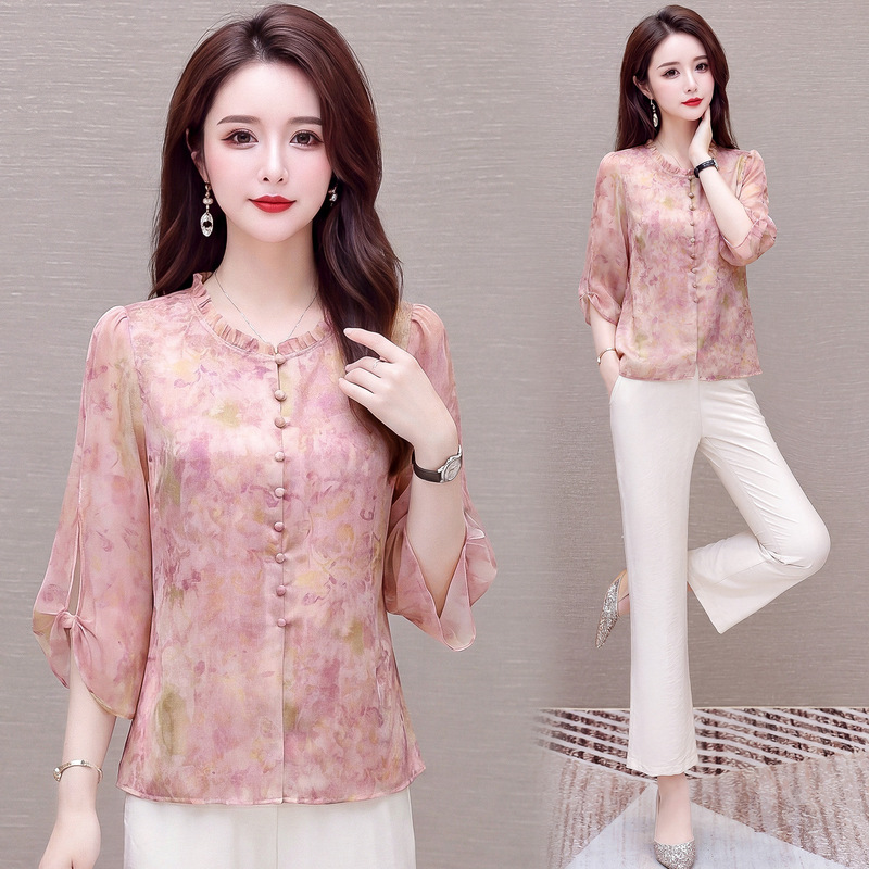 Fashionable Printed Blouse for Women, 2026 Summer New Korean Style, Elegant Round Neck Short Top for Moms Fashionable Printed Blouse for Women, 2026 Summer New Korean Style, Elegant Round Neck Short Top for Moms