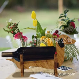 金属工艺品;塑料工艺品;木质工艺品