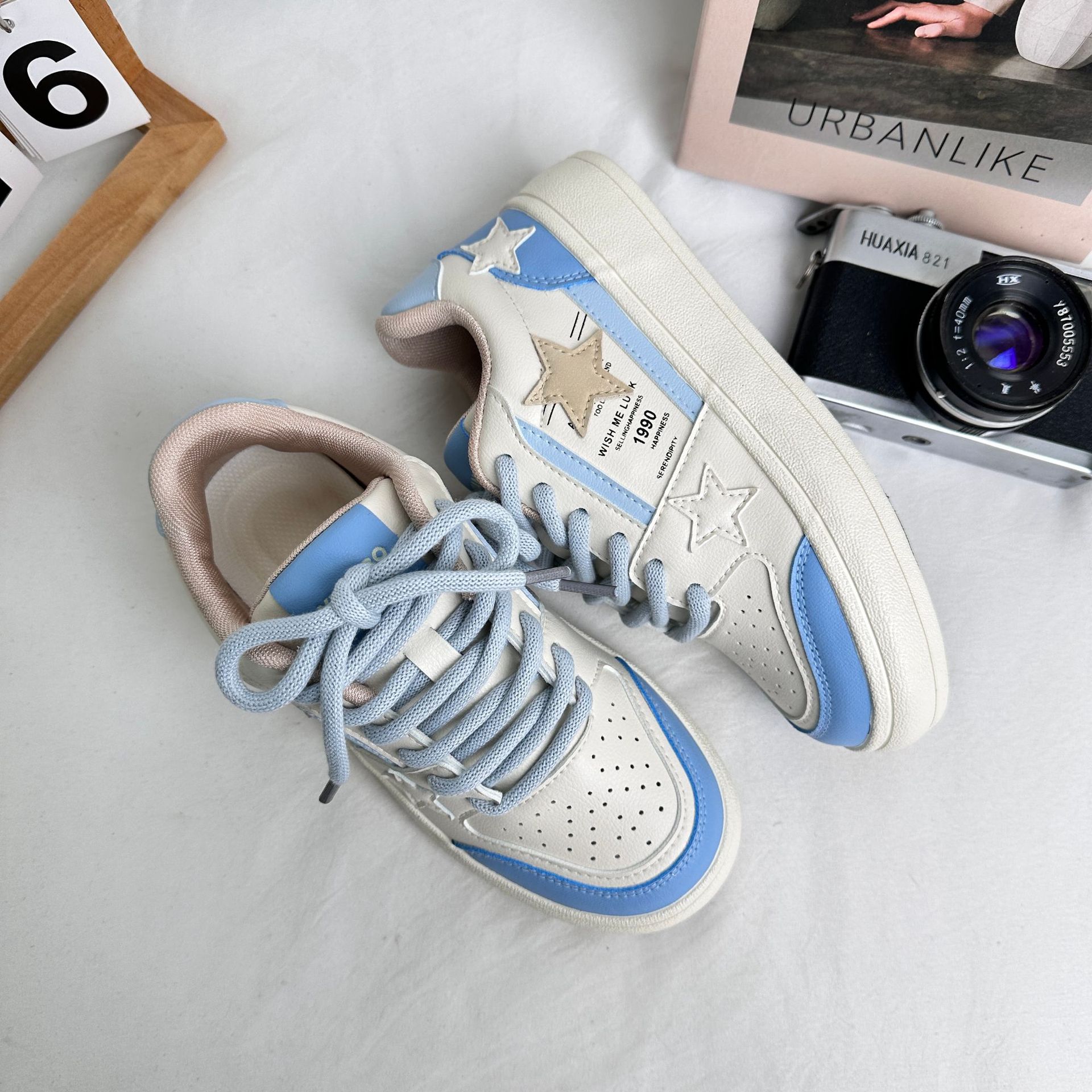 Zapatos de lona de estrellas de onda lejana para mujer 2025 primavera nuevo estilo de estudiante zapatos de lona deportivos casuales de todo fósforo