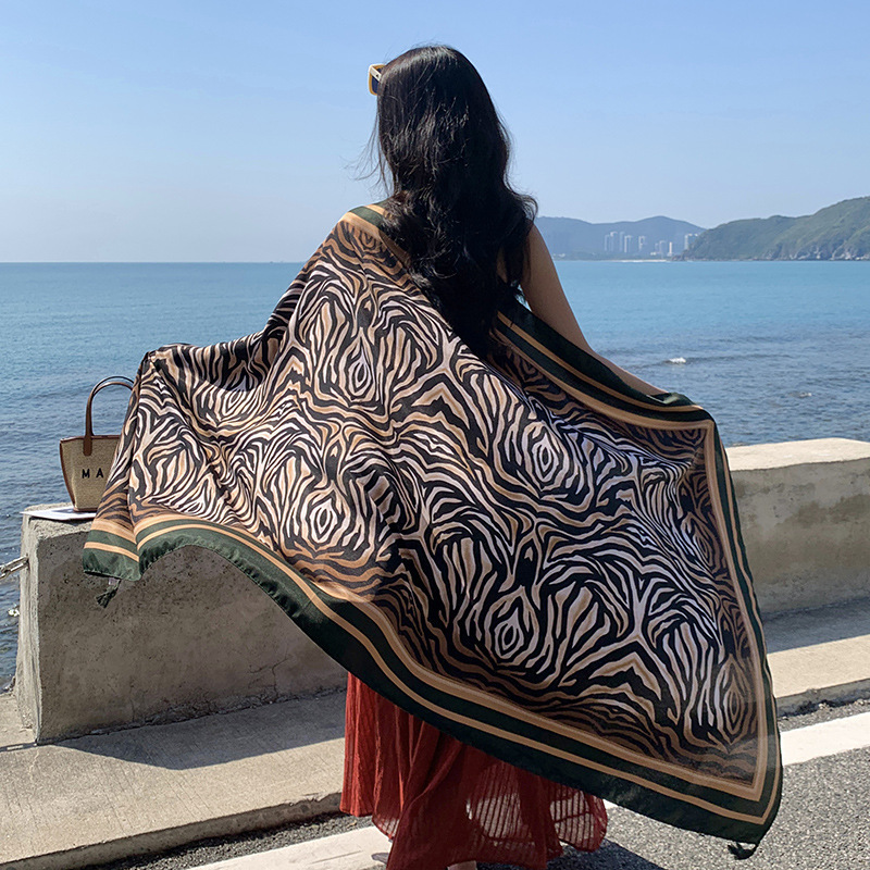 Hainan Vacation Travel Sunscreen Shade Large Shawl Fashion Zebra Pattern All-match Long Beach Towel Women's Travel Photograph Hainan Vacation Travel Sunscreen Shade Large Shawl Fashion Zebra Pattern All-match Long Beach Towel Women's Travel Photograph
