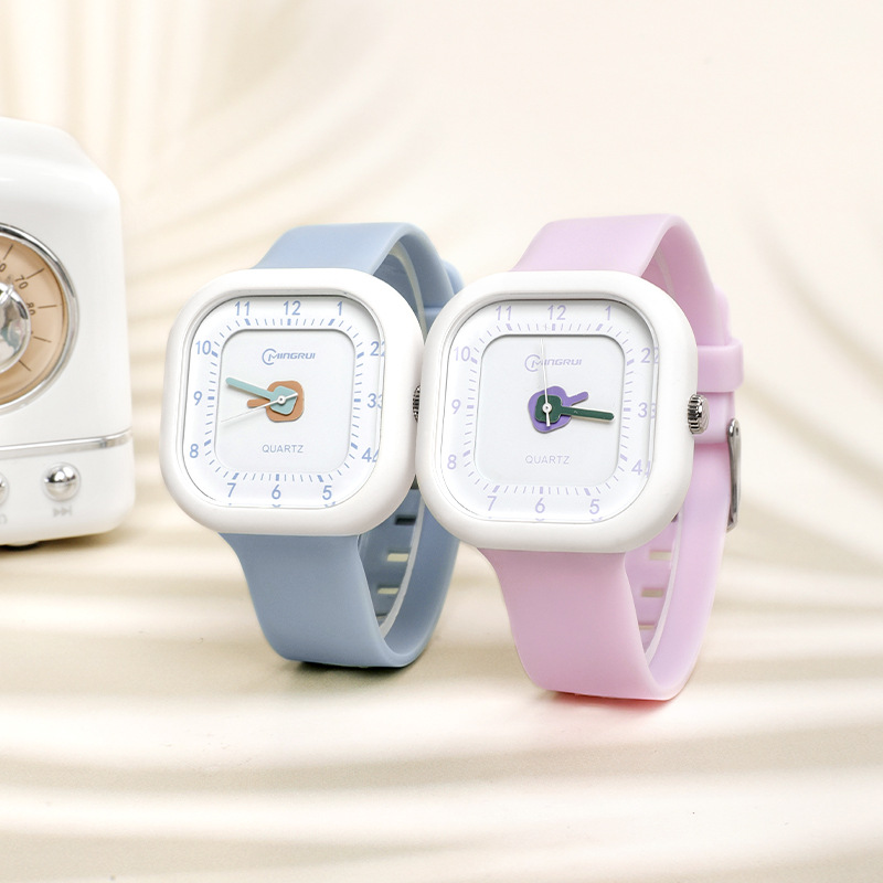 Fashionable quartz watch for students swimming waterproof imported movement girls all-match watch high-end male high school students