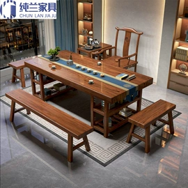 实木床;衣柜;餐桌