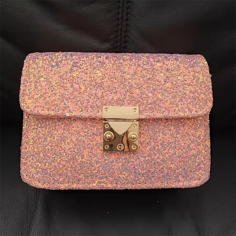 2025 primavera y verano estilo caliente moda casual niños dulces bolsa de gelatina mini bolso de mensajero de un solo hombro variedad al por mayor