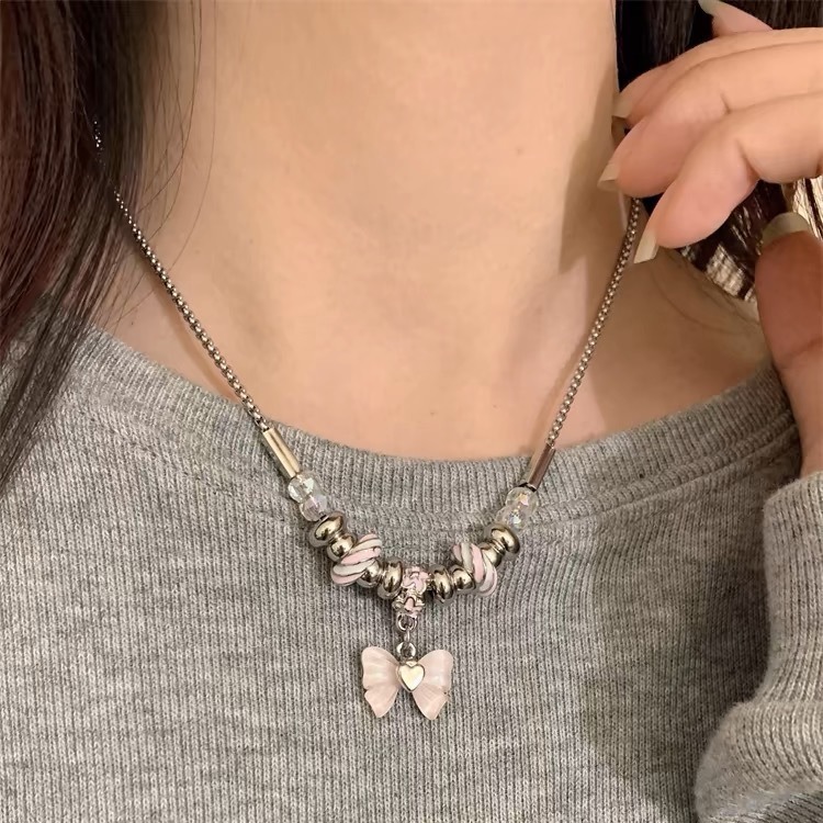Pink Bow Necklace ~ Sweet Cool Spice Girl y2k Light Luxury Niche Design High-grade Beaded Thread Clavicle Chain for Women
