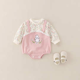 婴儿衣服春季新款洋气小碎花拼接包屁衣宝宝超萌公主三角哈衣爬服