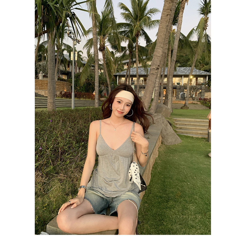 In-Stock 260g Rayon Skin-Friendly Slim-Fit V-Neck Camisole for Women, Summer Sexy Shoulder Strap Slimming Casual Sleeveless White Top