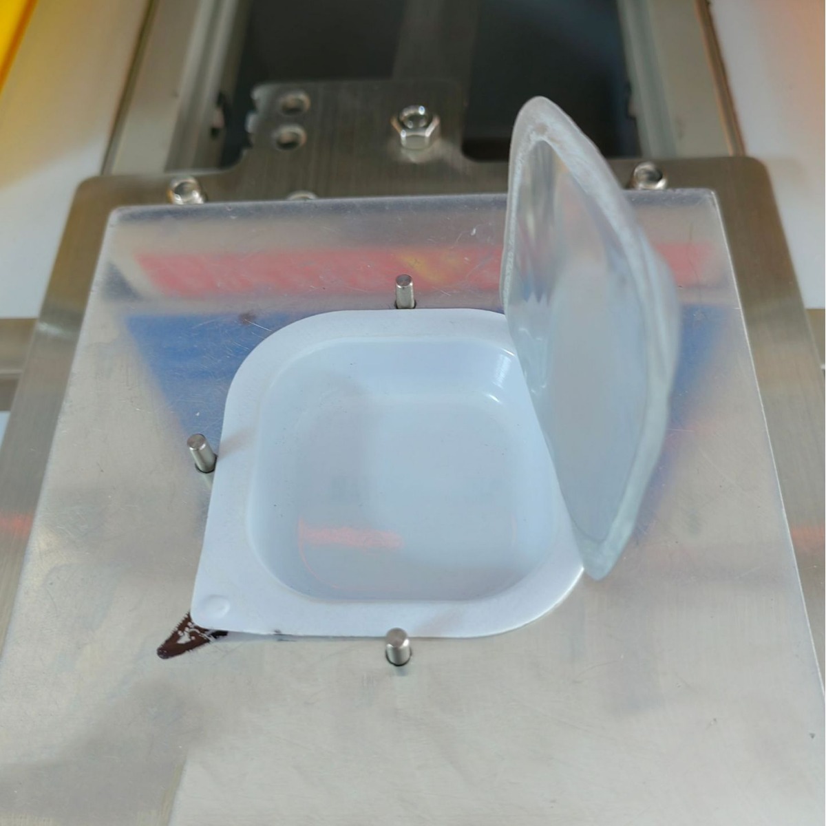 定制哈朗机械小罐茶封口机哈朗铝箔小罐封口机小罐子花茶封口机