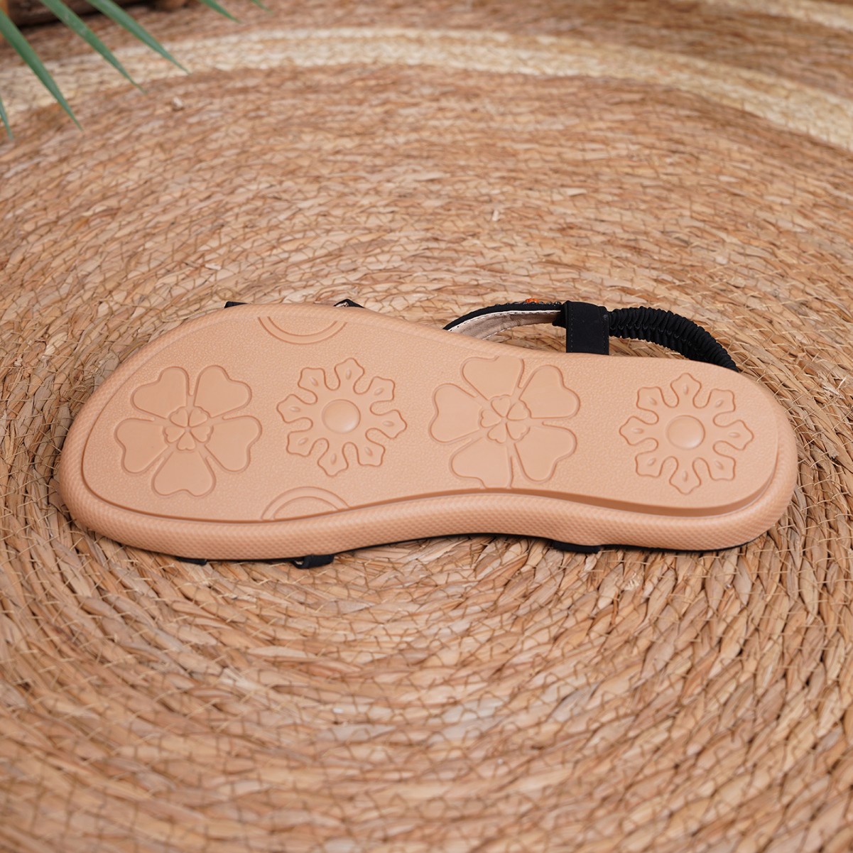 2026 Floral Casual Fashion Flat Sandals Women For Seaside And Beach_voghion.com