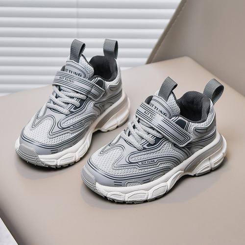 Boys' Sports Shoes 2024 Spring and Autumn New Children's Breathable Dad's Shoes for Big Children Casual Velcro Boys' Net Shoes