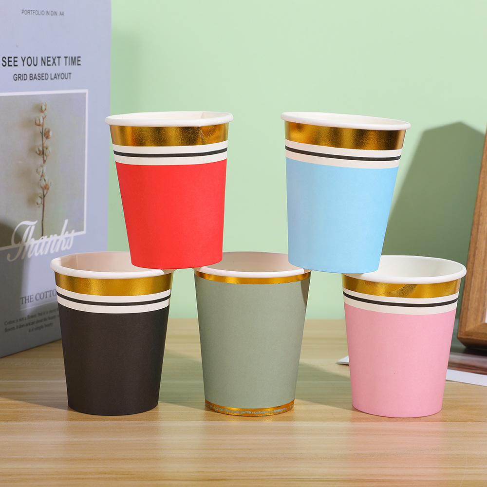 Multicolor de alto valor de color espesado oro comercial taza desechable fiesta de cumpleaños taza desechable colorida