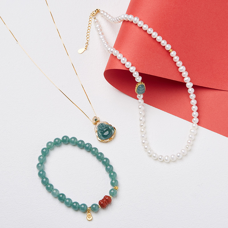 emerald necklace jade
