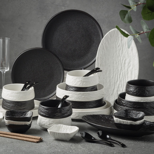 Ceramic tableware set for home use eating bowl plate noodle soup bowl fish plate combination hotel table gift ins wholesale