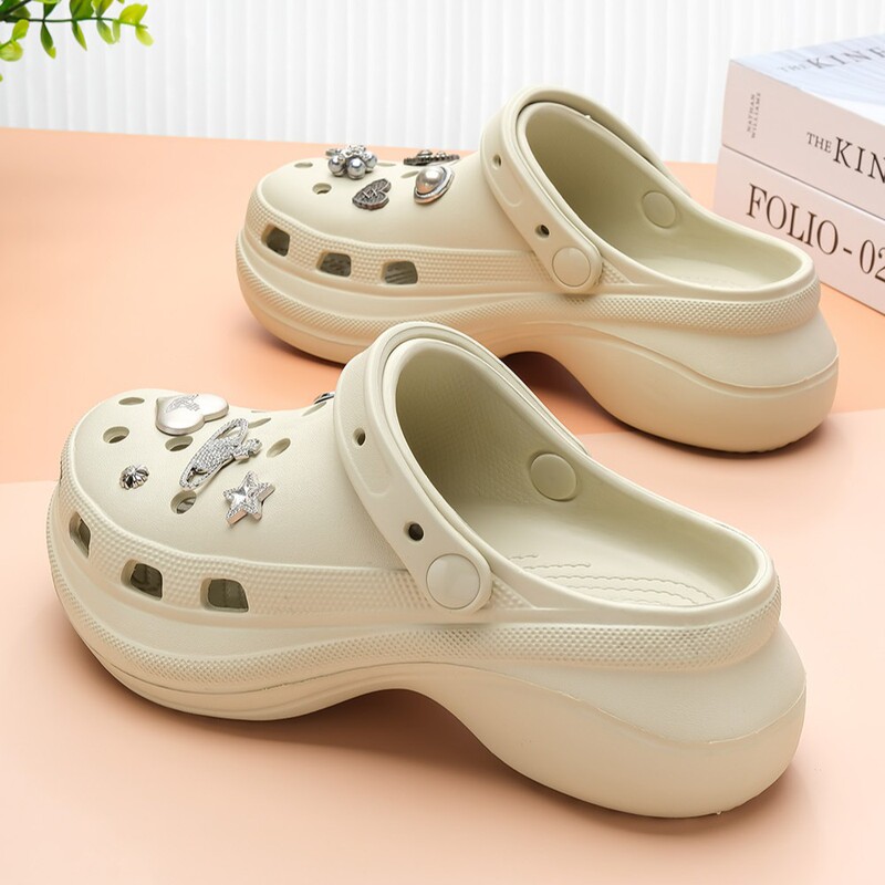 Thick-Soled Clogs for Women, New Summer Outer Wear, Non-Slip, Heightening Toe-Toe Slippers, Fashionable Internet Celebrities, Versatile Beach Sandals