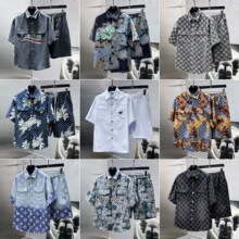 26�¿��װl�H��ţ�����b��Ʒ�|�Mӡ��ĸ��ѝ�r����Ů��r�����e